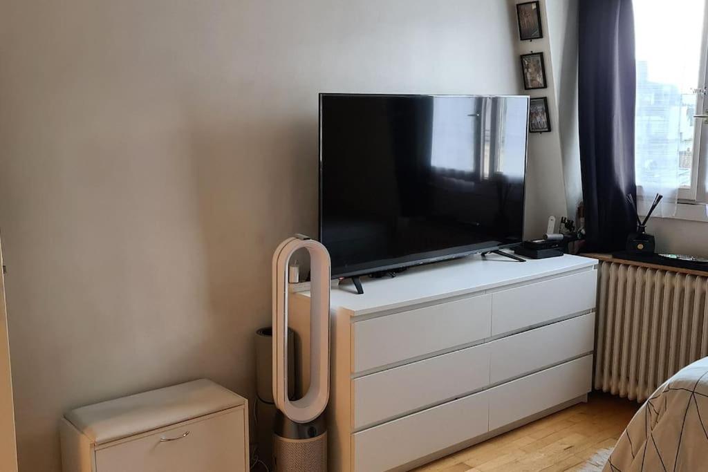 Cosy Studio In The Heart Of Paris / Marais ภายนอก รูปภาพ