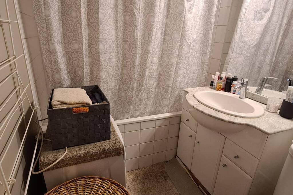 Cosy Studio In The Heart Of Paris / Marais ภายนอก รูปภาพ